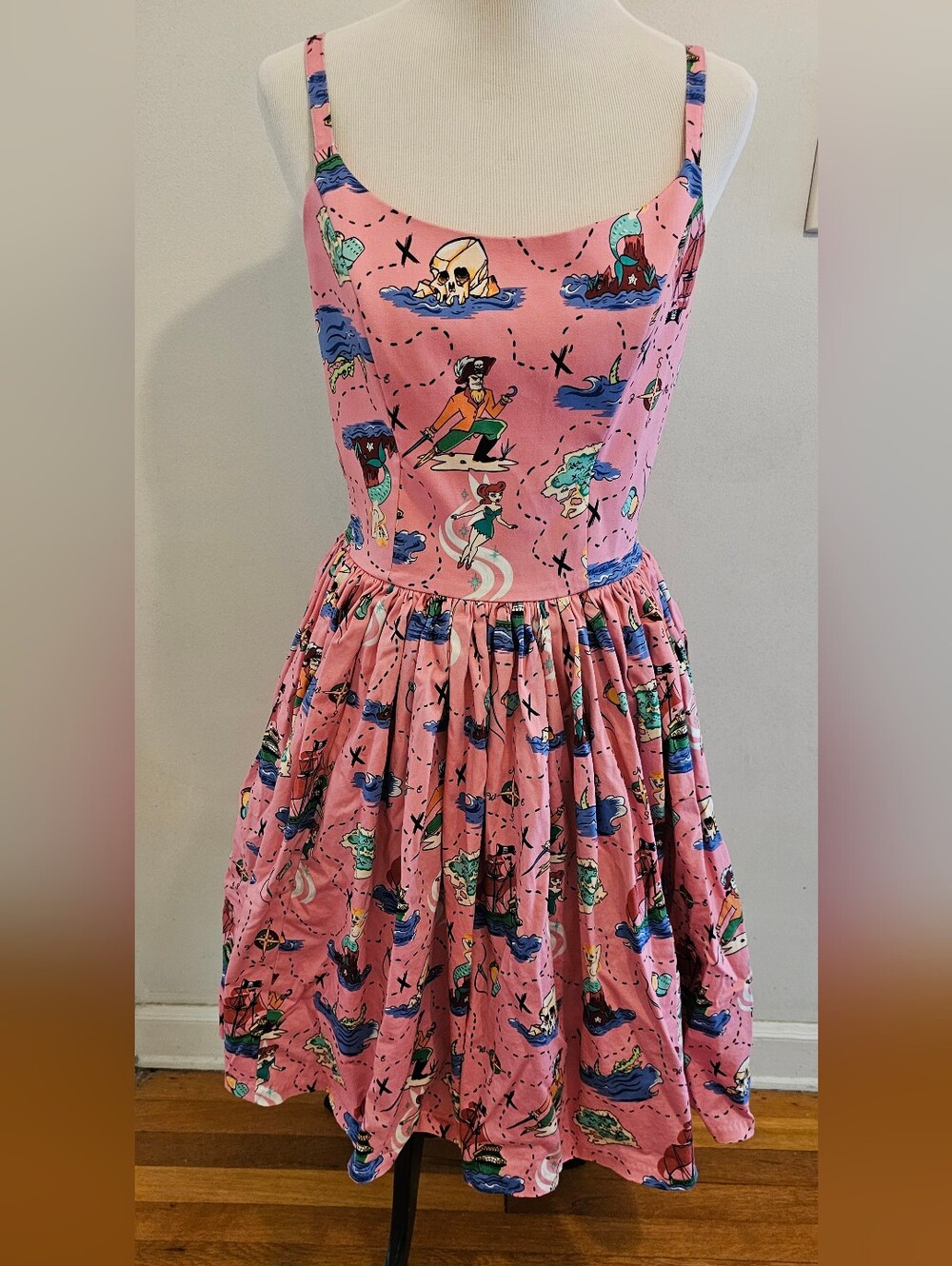 Pinup Couture Jenny Dress in Pink Neverland Print - Picture 2 of 7